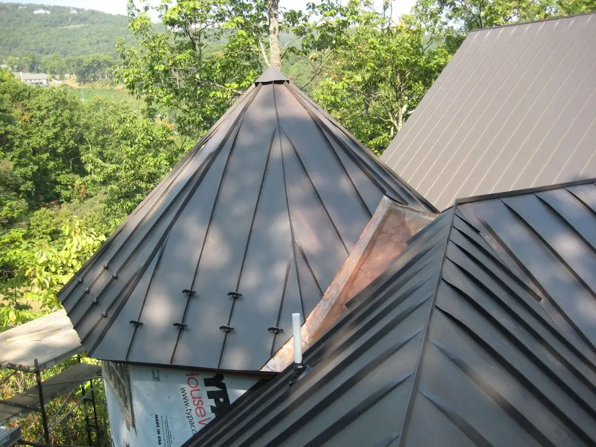 Professional Roof Tarp Installation by Craftsman Roofing in Columbia City